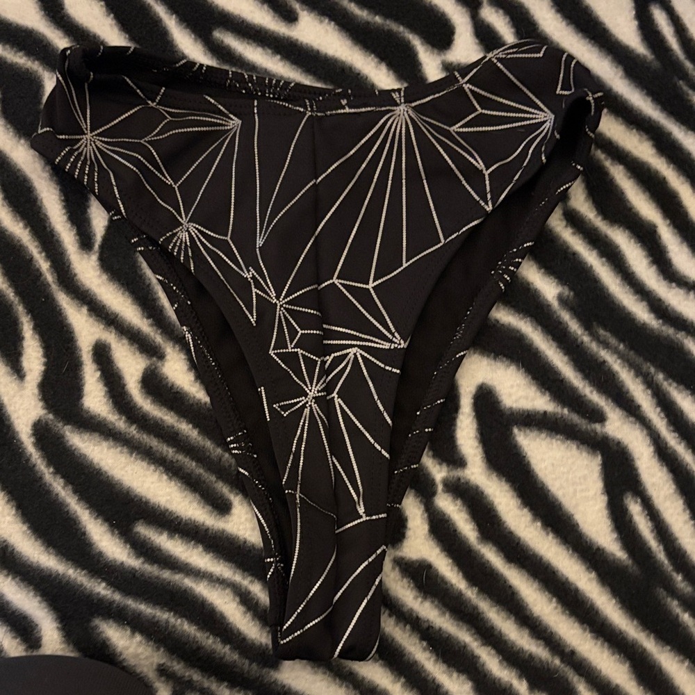 NWOT Freedom Rave Wear Reflective Set - Picture 5 of 8